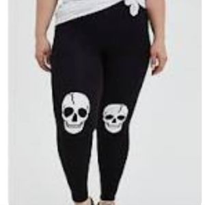 Torrid Skull Knee Comfort Leggings.